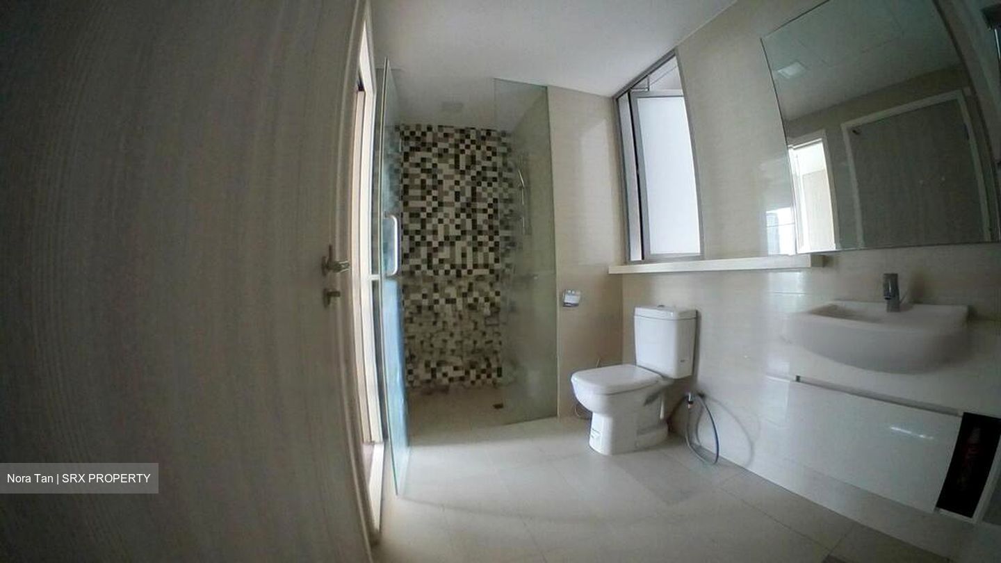 Sea Esta (D18), Condominium #480122201